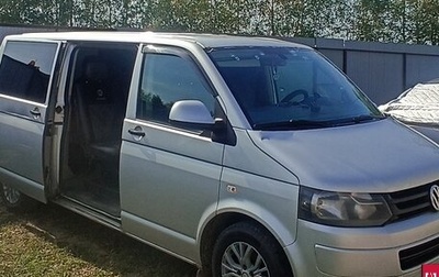 Volkswagen Caravelle T5, 2010 год, 1 750 000 рублей, 1 фотография