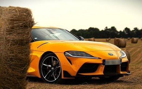 Toyota Supra, 2022 год, 6 500 000 рублей, 4 фотография