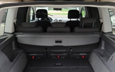 Volkswagen Touran III, 2012 год, 1 055 000 рублей, 1 фотография