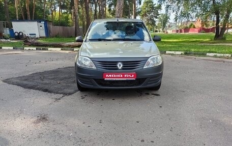 Renault Logan I, 2013 год, 700 000 рублей, 1 фотография