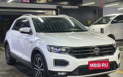 Volkswagen T-Roc I, 2022 год, 1 887 084 рублей, 1 фотография