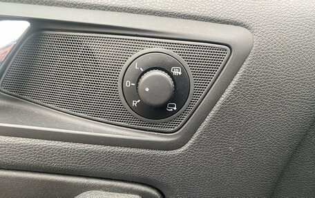 Skoda Yeti I рестайлинг, 2015 год, 1 229 000 рублей, 8 фотография