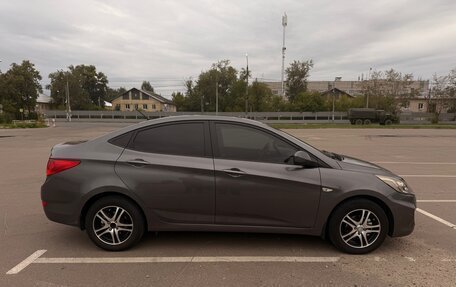 Hyundai Solaris II рестайлинг, 2014 год, 810 000 рублей, 3 фотография