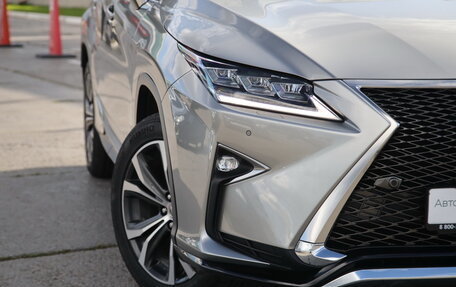 Lexus RX IV рестайлинг, 2017 год, 3 150 920 рублей, 2 фотография