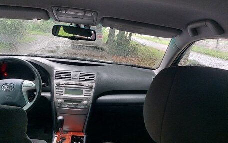 Toyota Camry, 2010 год, 1 000 000 рублей, 2 фотография