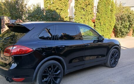 Porsche Cayenne III, 2011 год, 2 600 000 рублей, 10 фотография