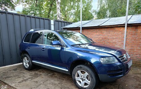 Volkswagen Touareg III, 2006 год, 950 000 рублей, 2 фотография