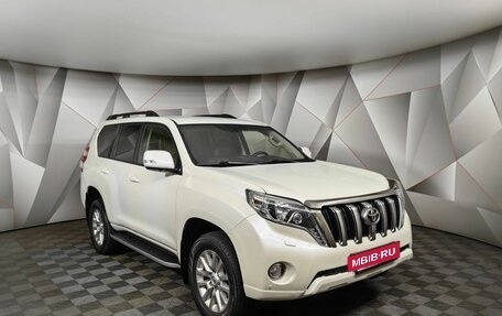 Toyota Land Cruiser Prado 150 рестайлинг 2, 2017 год, 3 297 000 рублей, 3 фотография