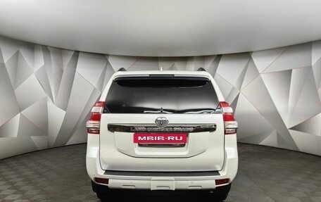 Toyota Land Cruiser Prado 150 рестайлинг 2, 2017 год, 3 297 000 рублей, 8 фотография