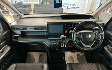 Honda Stepwgn IV, 2016 год, 1 999 000 рублей, 16 фотография