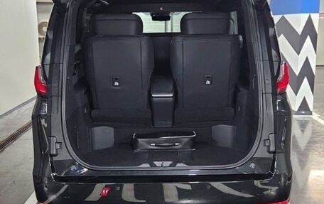 Lexus LM, 2024 год, 17 800 000 рублей, 7 фотография