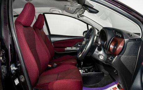 Toyota Vitz, 2016 год, 700 000 рублей, 5 фотография