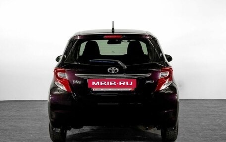 Toyota Vitz, 2016 год, 700 000 рублей, 4 фотография