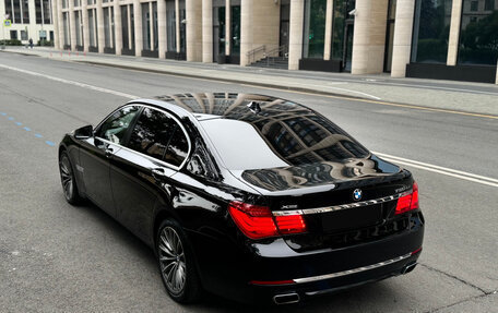 BMW 7 серия, 2013 год, 1 750 000 рублей, 6 фотография