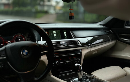 BMW 7 серия, 2013 год, 1 750 000 рублей, 2 фотография