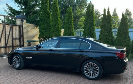 BMW 7 серия, 2014 год, 3 000 000 рублей, 2 фотография