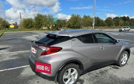 Toyota C-HR I рестайлинг, 2018 год, 2 250 000 рублей, 3 фотография