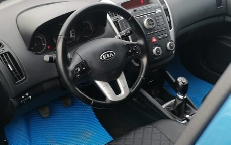 KIA cee'd I рестайлинг, 2010 год, 730 000 рублей, 2 фотография