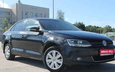 Volkswagen Jetta VI, 2013 год, 900 000 рублей, 1 фотография