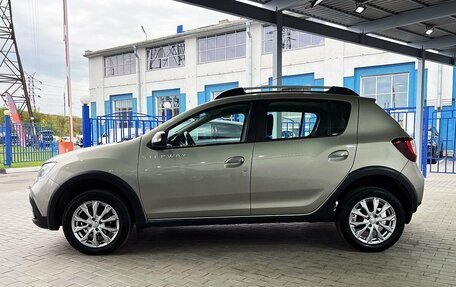 Renault Sandero II рестайлинг, 2020 год, 1 249 000 рублей, 2 фотография