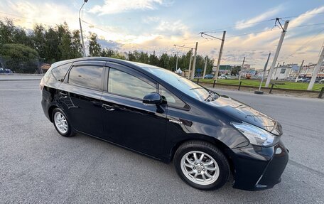 Toyota Prius Alpha I (ZVW40/41), 2016 год, 1 450 000 рублей, 5 фотография