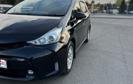 Toyota Prius Alpha I (ZVW40/41), 2016 год, 1 450 000 рублей, 3 фотография