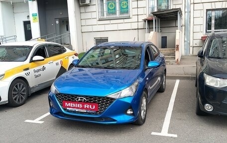Hyundai Solaris II рестайлинг, 2021 год, 1 250 000 рублей, 2 фотография