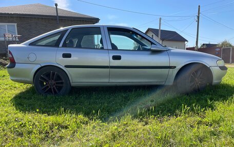 Opel Vectra B рестайлинг, 1998 год, 260 000 рублей, 4 фотография