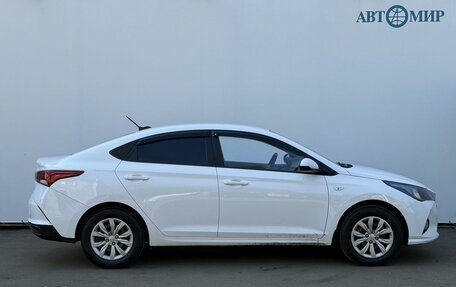 Hyundai Solaris II рестайлинг, 2021 год, 1 470 000 рублей, 4 фотография