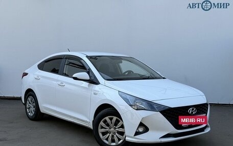 Hyundai Solaris II рестайлинг, 2021 год, 1 470 000 рублей, 3 фотография