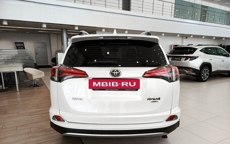Toyota RAV4, 2019 год, 2 648 000 рублей, 7 фотография