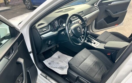 Skoda Superb III рестайлинг, 2017 год, 1 650 000 рублей, 2 фотография