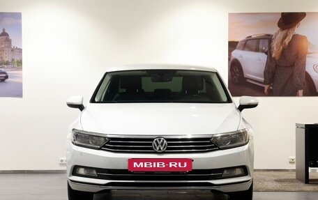 Volkswagen Passat B8 рестайлинг, 2016 год, 1 740 000 рублей, 2 фотография