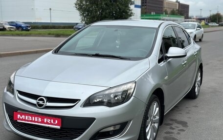 Opel Astra J, 2014 год, 890 000 рублей, 2 фотография