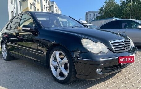 Mercedes-Benz C-Класс, 2004 год, 820 000 рублей, 2 фотография
