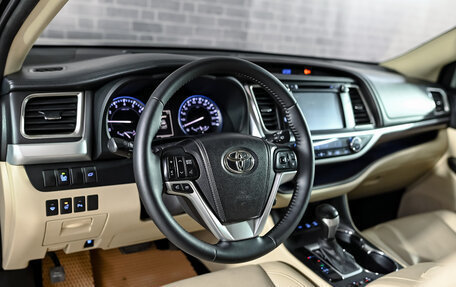 Toyota Highlander III, 2014 год, 3 490 000 рублей, 11 фотография