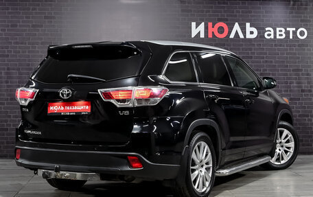 Toyota Highlander III, 2014 год, 3 490 000 рублей, 4 фотография