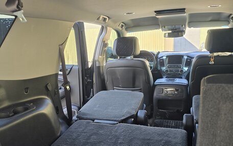 Chevrolet Tahoe IV, 2015 год, 2 800 000 рублей, 6 фотография