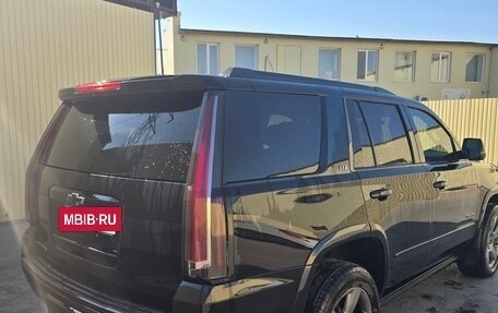 Chevrolet Tahoe IV, 2015 год, 2 800 000 рублей, 2 фотография
