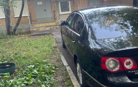 Volkswagen Passat B6, 2008 год, 700 000 рублей, 2 фотография