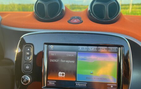 Smart Fortwo III, 2018 год, 2 600 000 рублей, 18 фотография