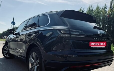 Volkswagen Touareg III, 2020 год, 5 700 000 рублей, 3 фотография