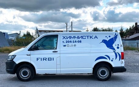 Volkswagen Transporter T6 рестайлинг, 2018 год, 2 200 000 рублей, 2 фотография