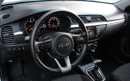 KIA Rio IV, 2018 год, 1 490 000 рублей, 8 фотография