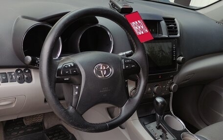 Toyota Highlander III, 2009 год, 1 600 000 рублей, 10 фотография