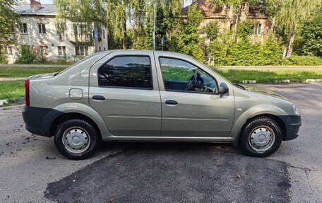 Renault Logan I, 2013 год, 700 000 рублей, 2 фотография