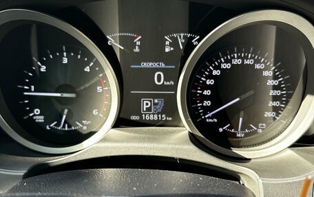 Toyota Land Cruiser 200, 2013 год, 4 800 000 рублей, 10 фотография
