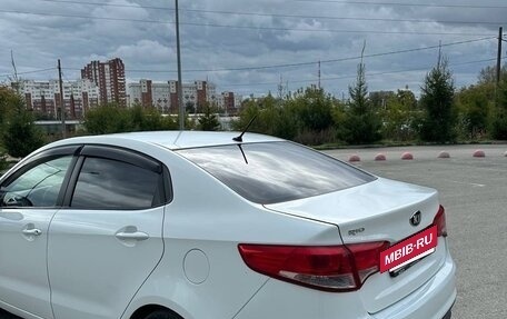 KIA Rio III рестайлинг, 2016 год, 800 000 рублей, 5 фотография