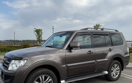 Mitsubishi Pajero IV, 2012 год, 1 970 000 рублей, 2 фотография