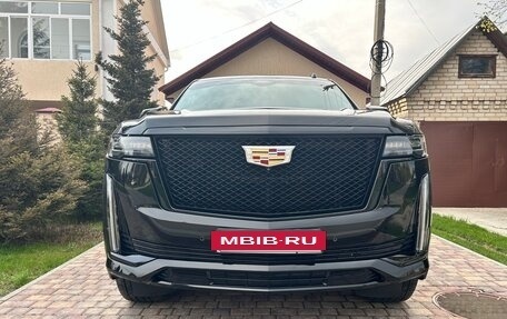 Cadillac Escalade V, 2021 год, 10 900 000 рублей, 2 фотография